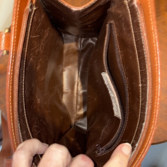 Laura Leigh Ltd Leather book bag shoulder bag.  Sick smooth, leather brown Vinta - Picture 5 of 17